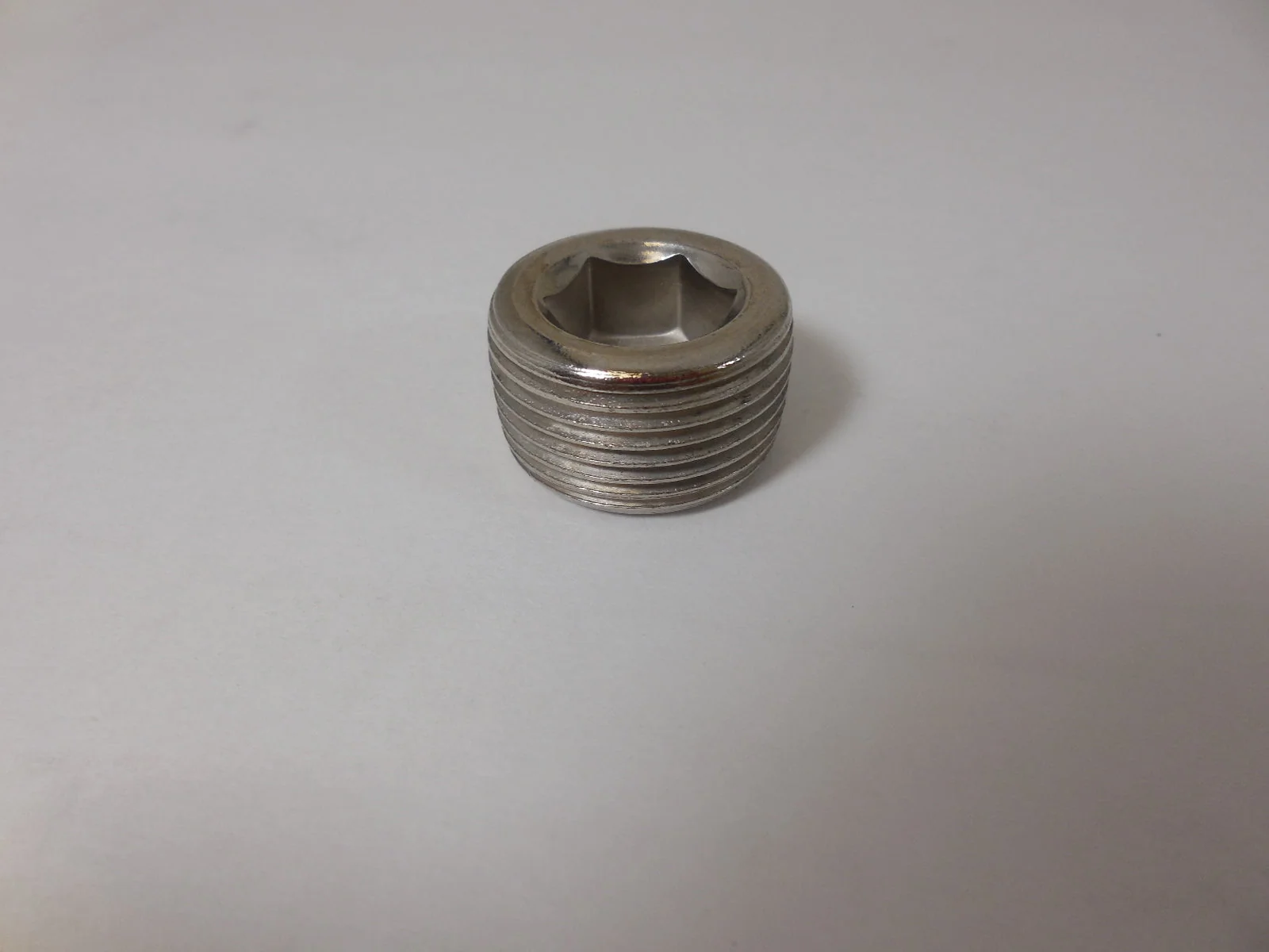 Racing Power Company R4540 3/4 inch npt steel pipe plug